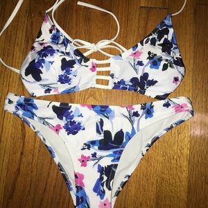 NWT White Floral Halter Top Bikini